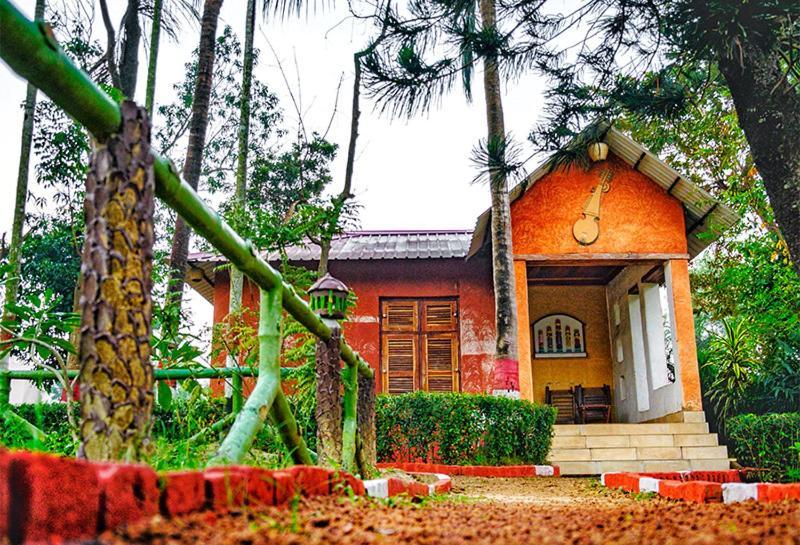 Raktokorobi Karu Gram Hotel Sri Niketan ภายนอก รูปภาพ